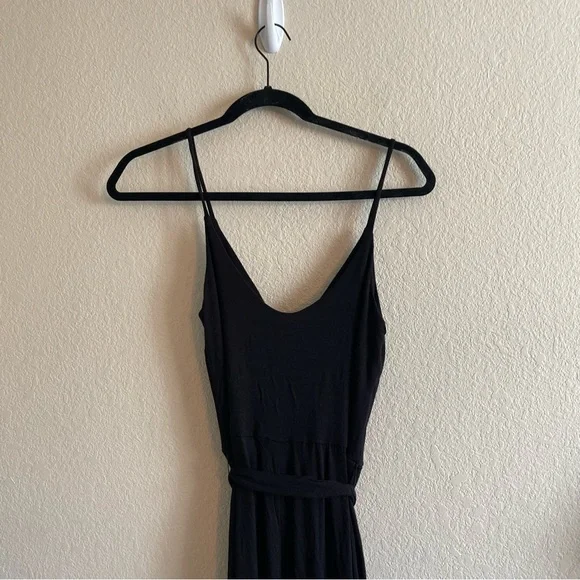 Lulu's Just Breathe Black Sleeveless Slit Leg Jumpsuit V Neck Women's Size Small - Picture 5 of 9
